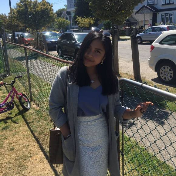 Meet your Posher, Ellishane - Picture 1 of 1